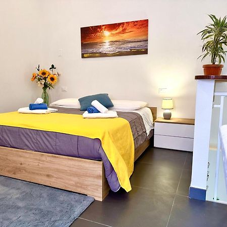 Butterfly House Apartment La Spezia Bagian luar foto